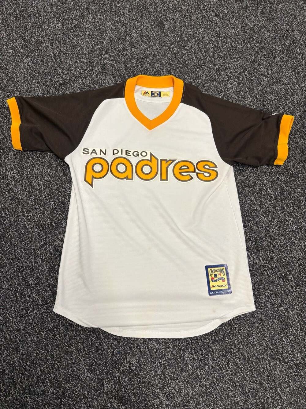 Majestic San Diego Padres Cooperstown Collection Cool Base Jersey S